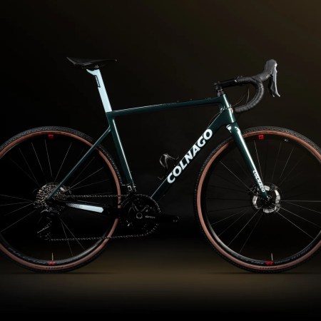 VELO GRAVEL COLNAGO G3-X  (taille 49 Colnago = S/M)