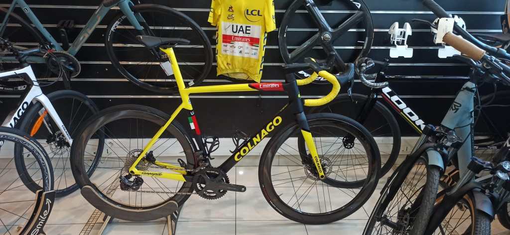 VELO ROUTE COLNAGO V3RS TDF EDITION (taille 53 Colnago = L)